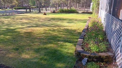 Tiny photo for 53465 Kokanee Lane, La Pine, OR 97739 (MLS # 220213230)