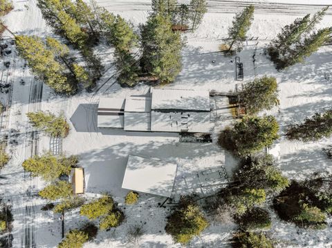 Tiny photo for 53465 Kokanee Lane, La Pine, OR 97739 (MLS # 220213230)