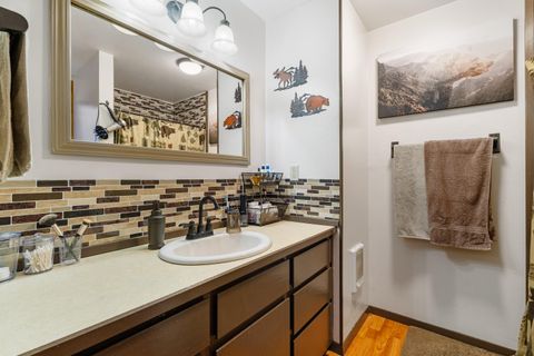 Tiny photo for 53465 Kokanee Lane, La Pine, OR 97739 (MLS # 220213230)