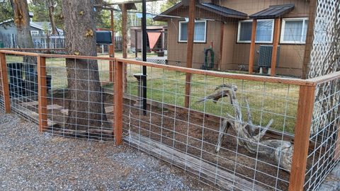 Tiny photo for 53465 Kokanee Lane, La Pine, OR 97739 (MLS # 220213230)