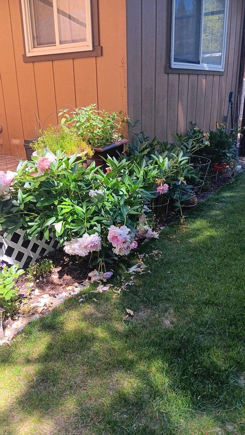 Tiny photo for 53465 Kokanee Lane, La Pine, OR 97739 (MLS # 220213230)