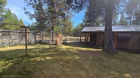 Tiny photo for 53465 Kokanee Lane, La Pine, OR 97739 (MLS # 220213230)