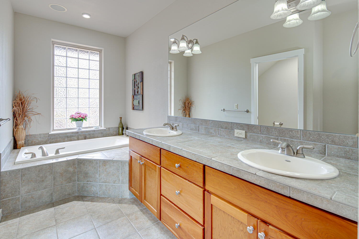 Ridge At Eagle Crest - Residential