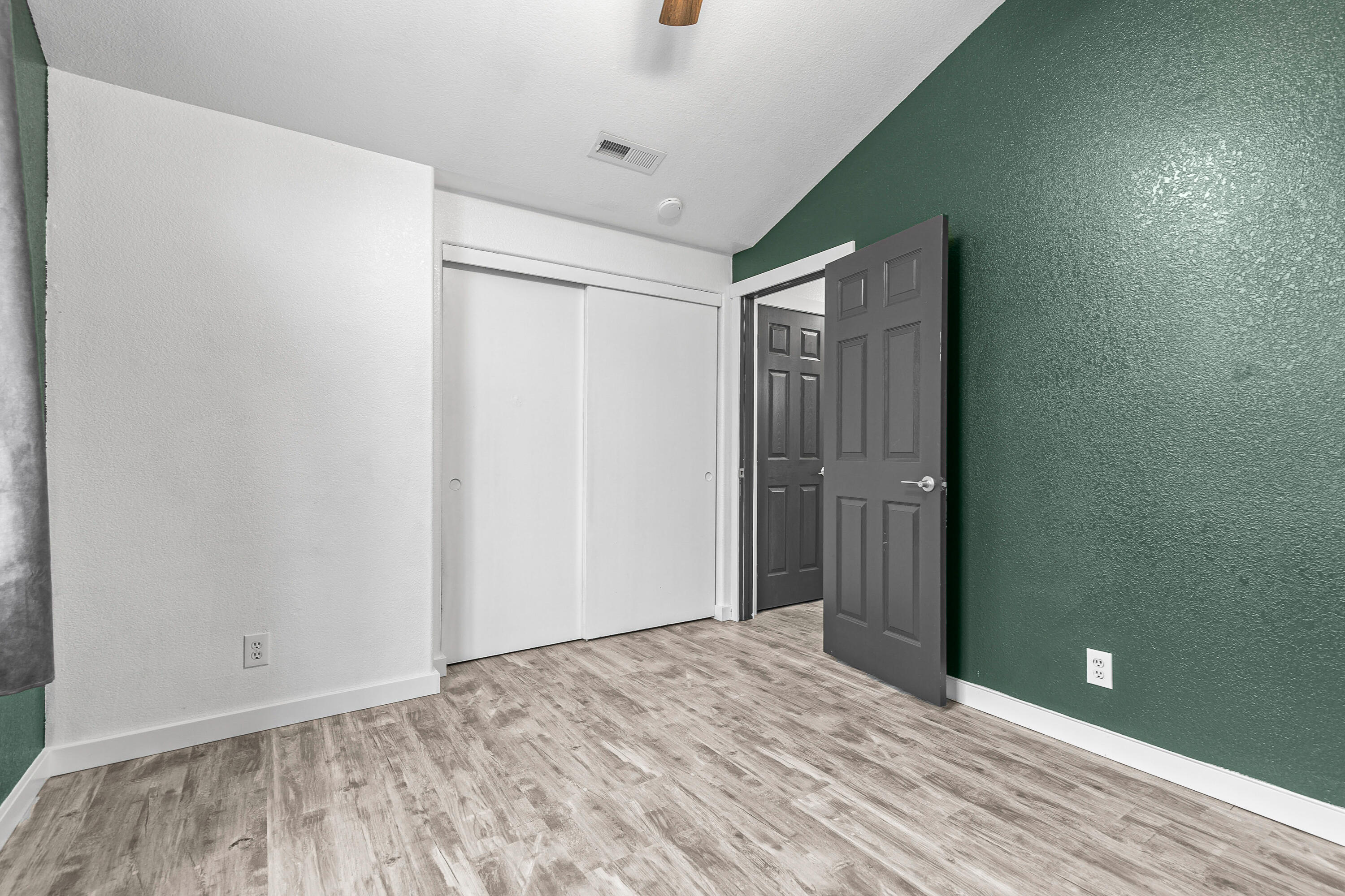 Woodside Park Subdivision Unit No 1 - Residential