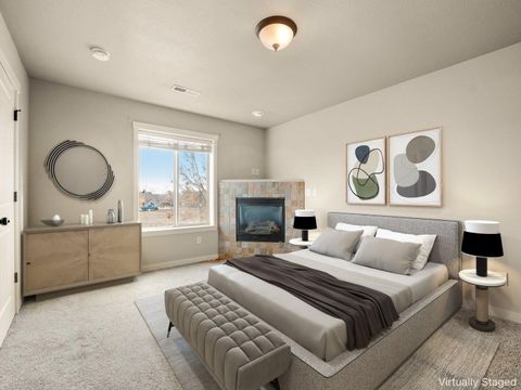 Tiny photo for 413 NW 25th Street, Redmond, OR 97756 (MLS # 220213172)