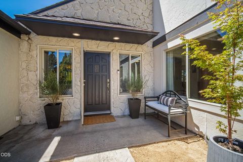 Tiny photo for 21770 Eastmont Drive, Bend, OR 97701 (MLS # 220223249)