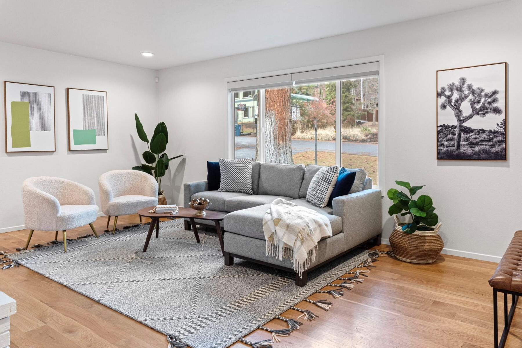 Pine West - Residential