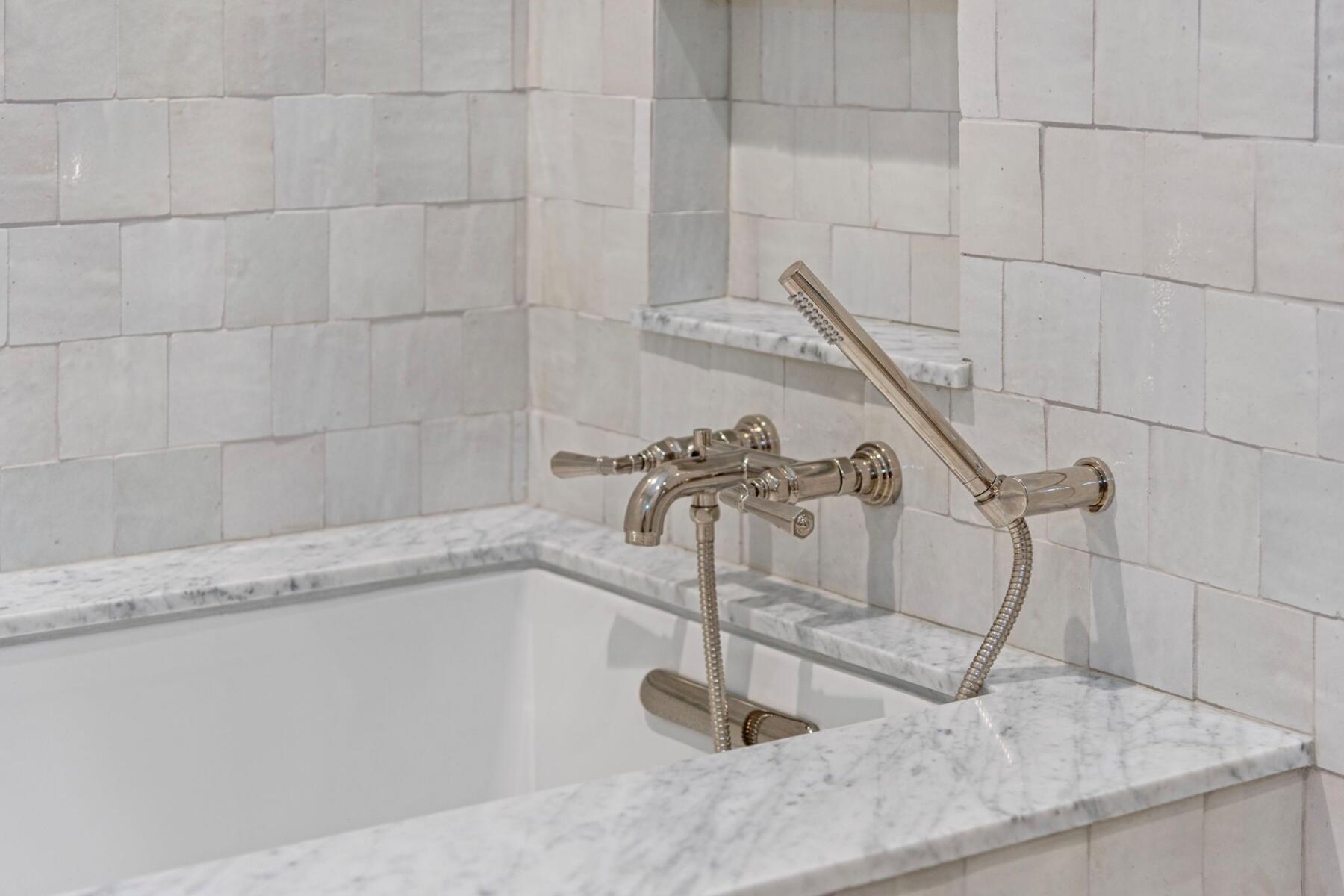 Pine West - Residential