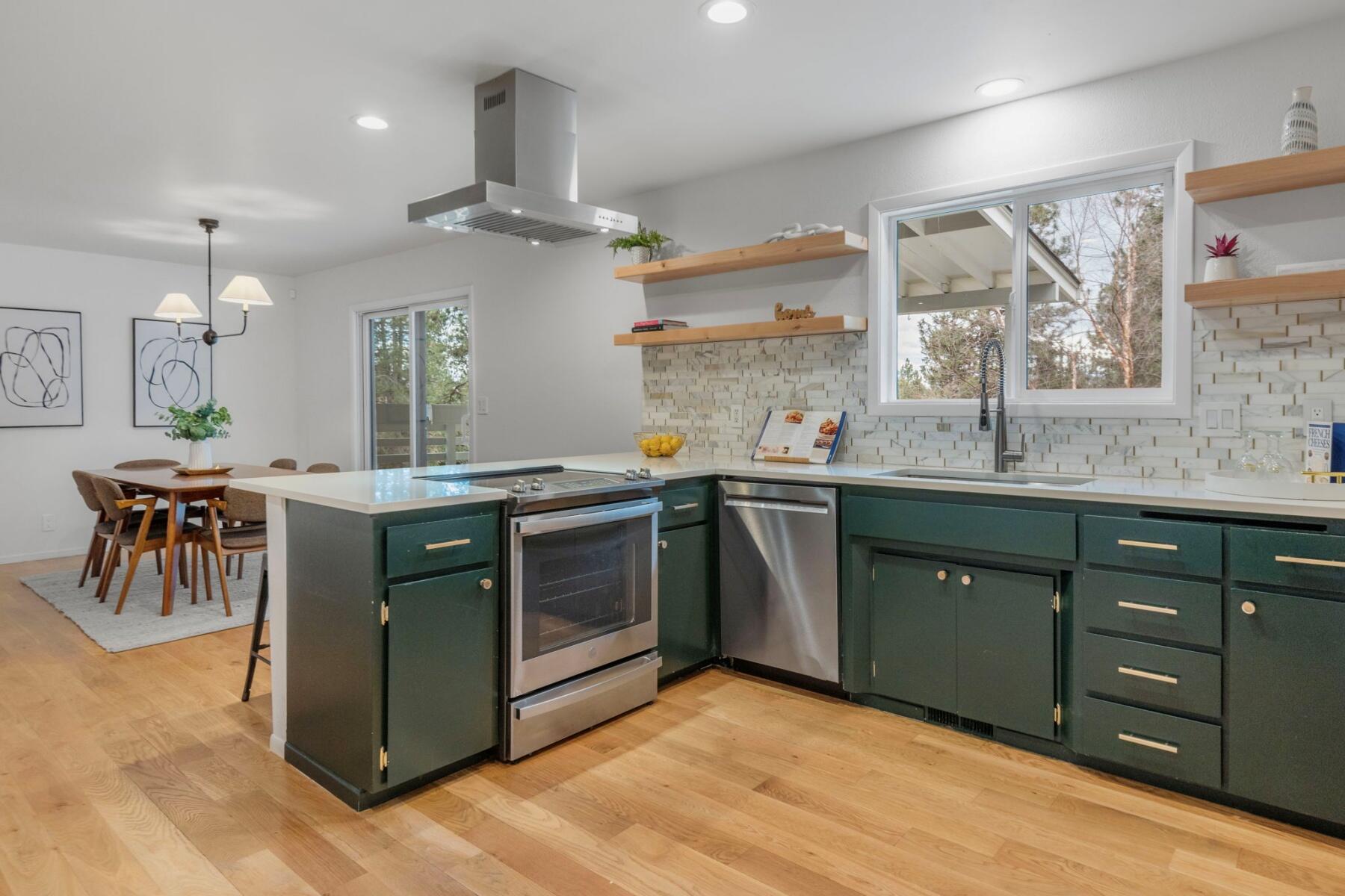 Pine West - Residential