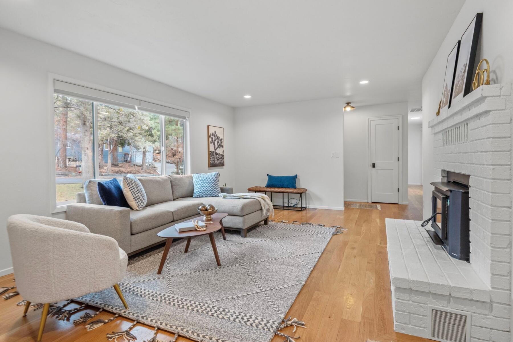 Pine West - Residential