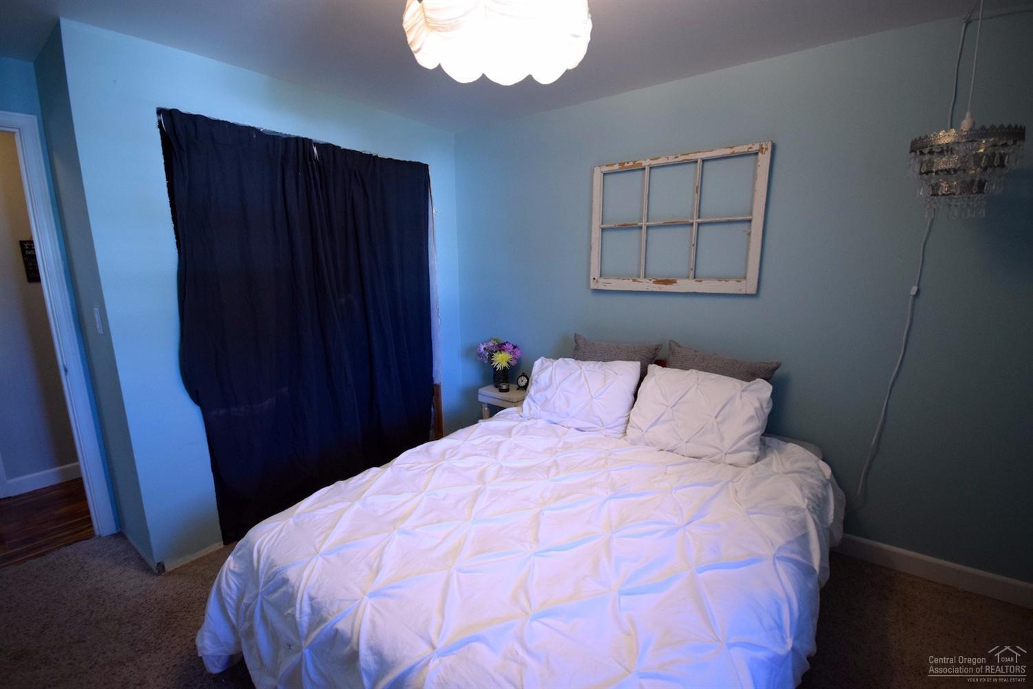 Lava Meadows - Residential