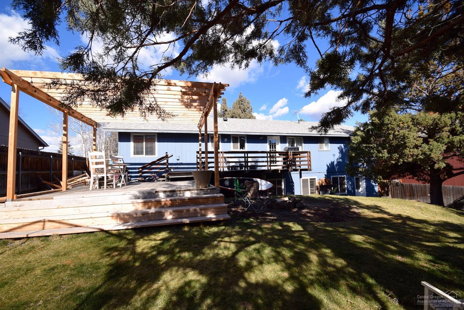 Lava Meadows - Residential