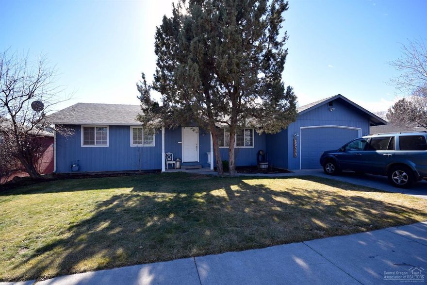 $10,000 Price Reduction! Terrific location near Bend Pine Nursery Park. Large yard with nice deck & new pergola! Shabby Chic decorations highlight the remodeled interior with laminate flooring & fresh paint. Stainless appliances in kitchen. Daylight basement floor plan with nice kitchen, large utility room, 3 bedrooms & 2.5 baths (all upstairs), Downstairs there is a large family room & extra room (can be used for storage, bedroom, music room, craft room, home office or ?). 1 year home warranty included.