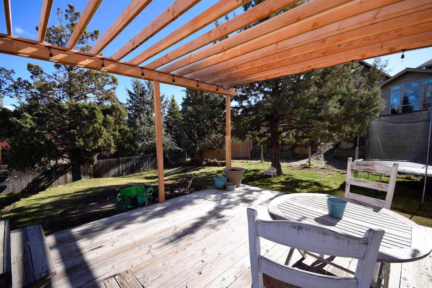 Lava Meadows - Residential