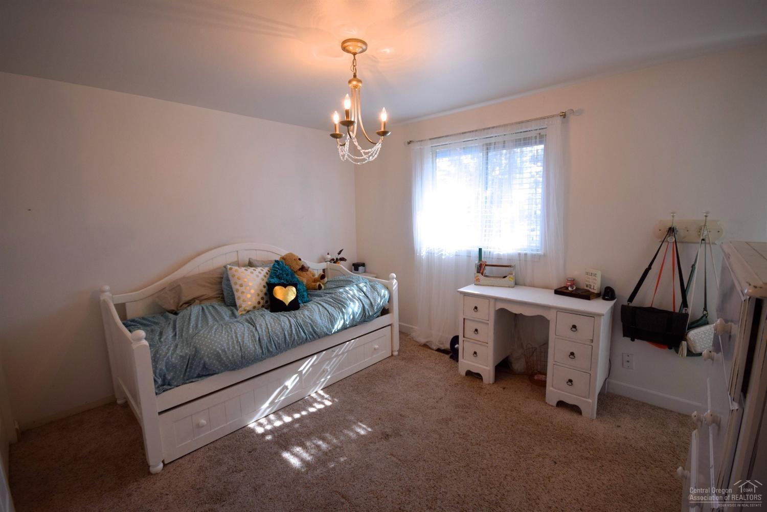 Lava Meadows - Residential