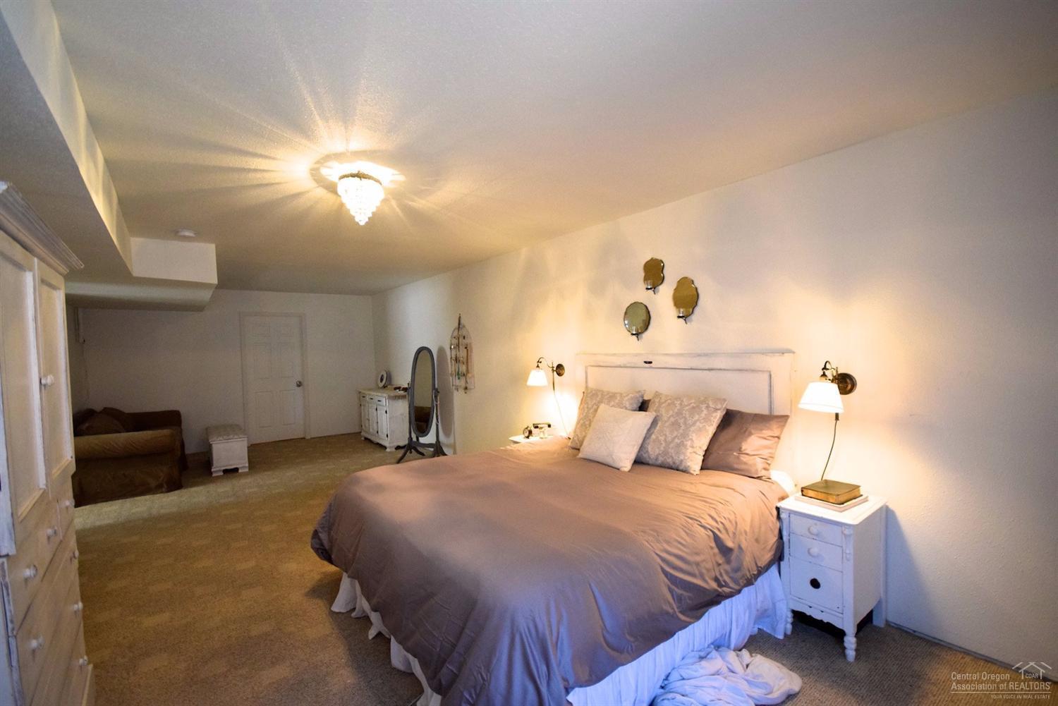 Lava Meadows - Residential