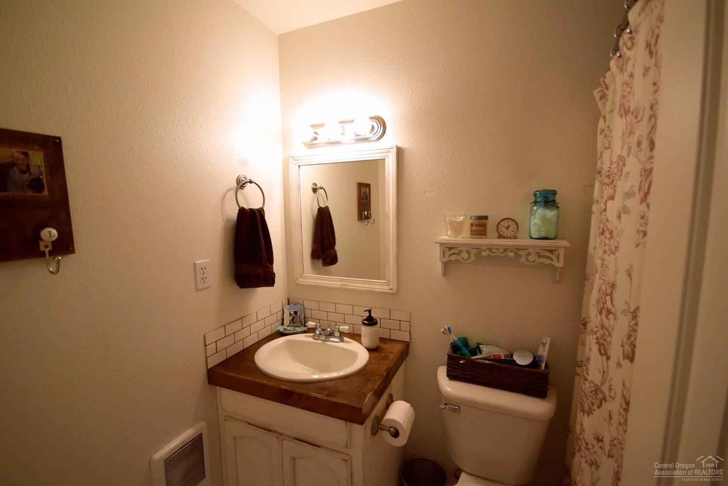 Lava Meadows - Residential