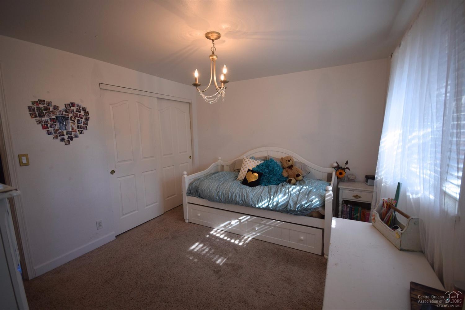 Lava Meadows - Residential