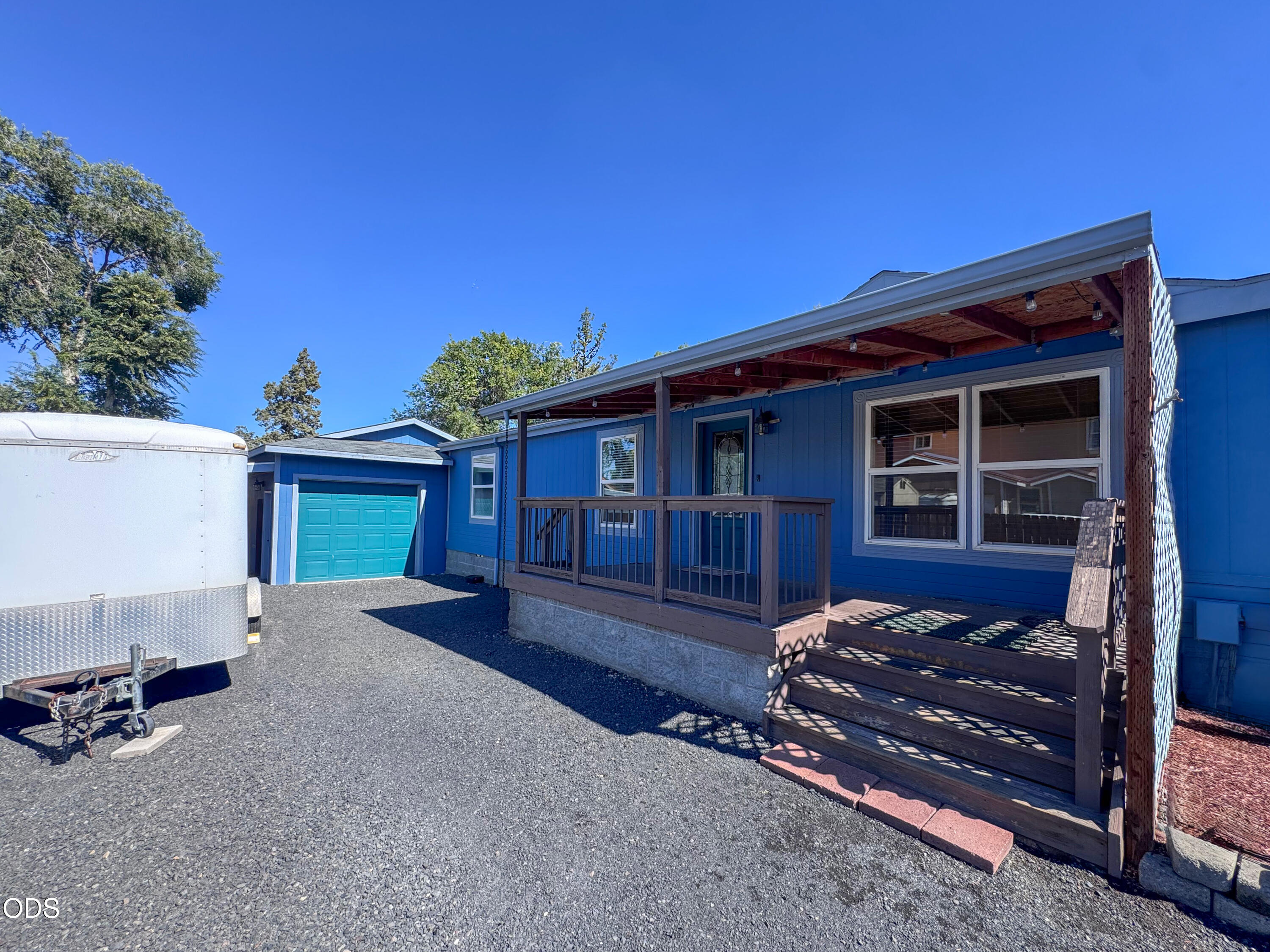 3737 NW Oak Avenue