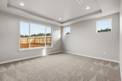 Tiny photo for 1153 Pumpkin #322, Eagle Point, OR 97524 (MLS # 220215052)