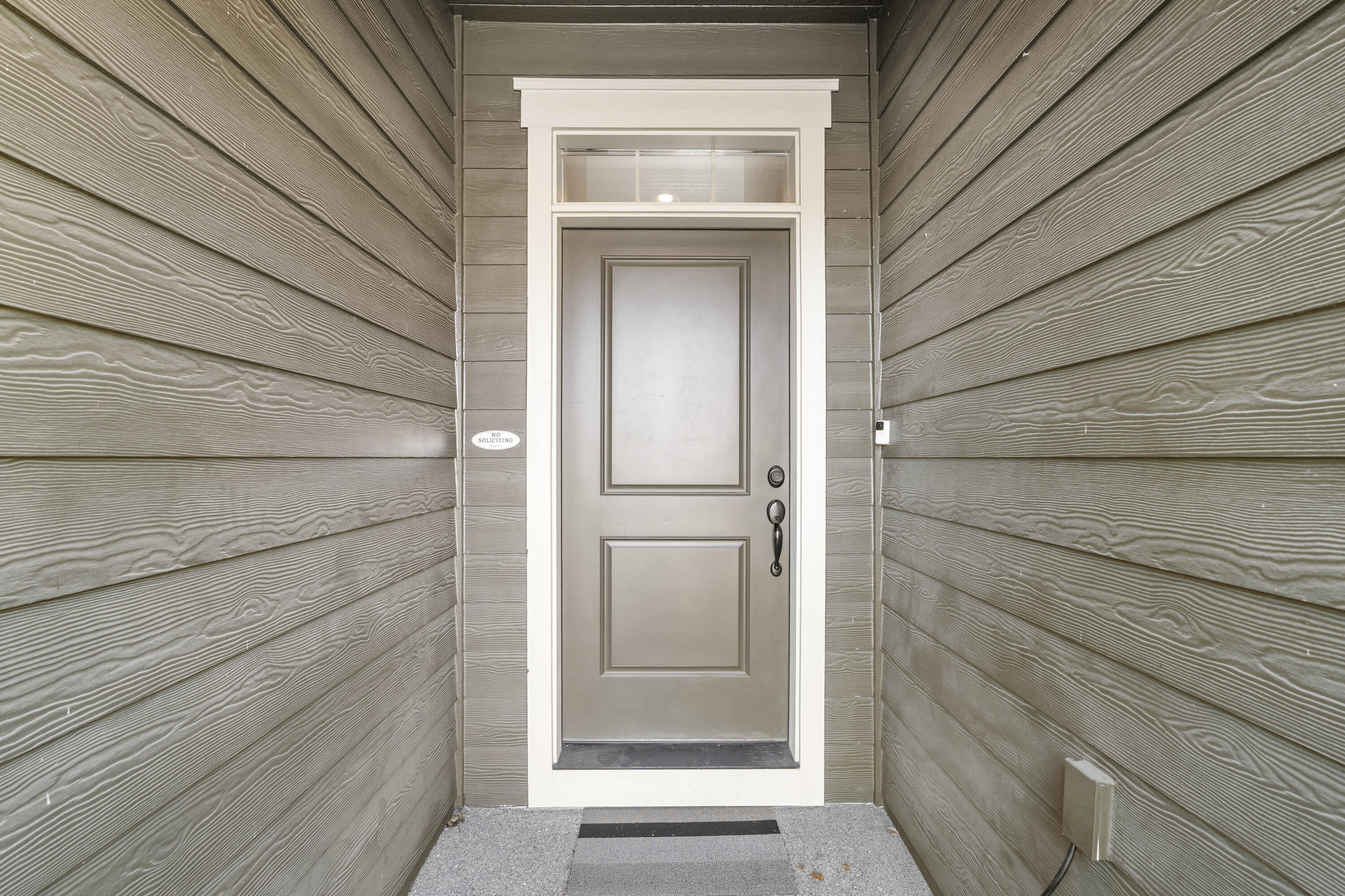 60411 Hedgewood Lane