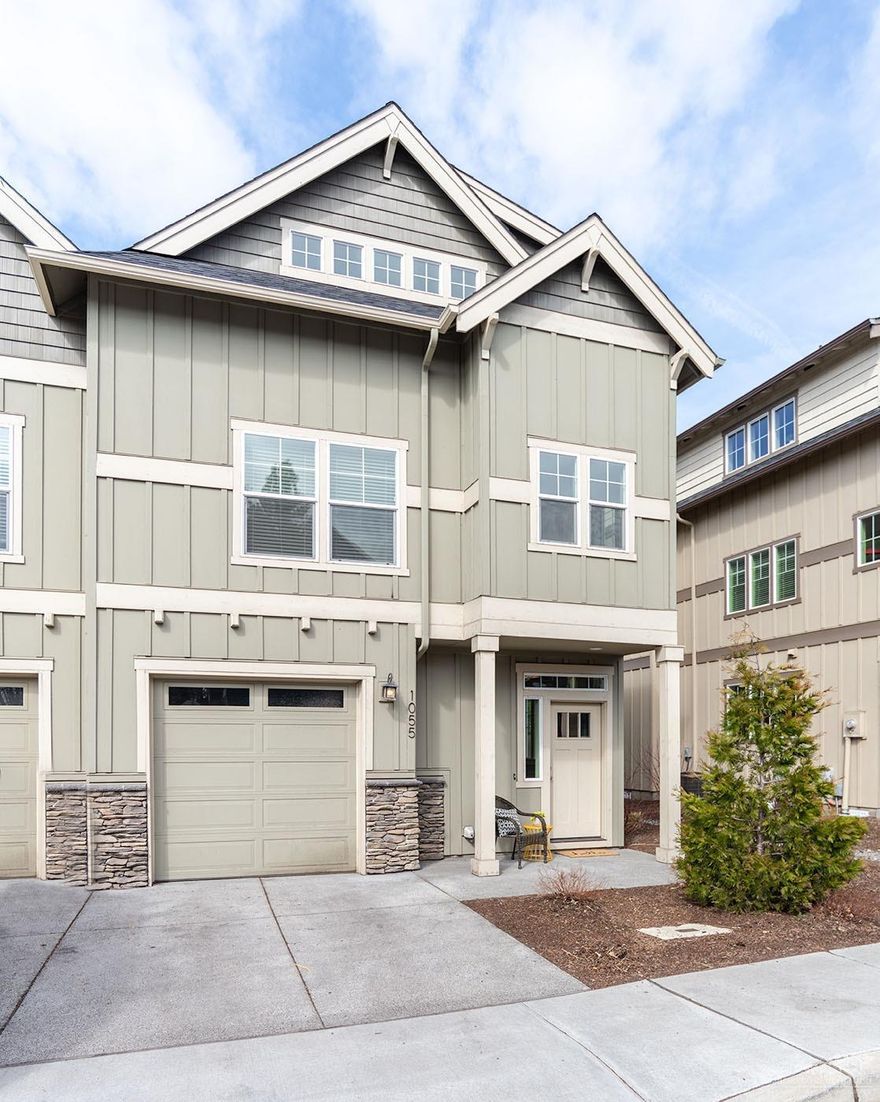 Excellent investment/1031 or easy in-town living! Close proximity to Old Mill District and downtown, this townhome features quality finishes throughout! Open kitchen w/solid surface counters, island, ample cabinetry & SS appl. opens to light & bright great rm w/gas fp, beautiful engineered wood flooring & access to fenced backyard & patio. 3 BR on 2nd level + spacious bonus rm up. Dog park & trail systems nearby. Photos of similar unit. Finishes may vary. 15 units available for bulk sale.