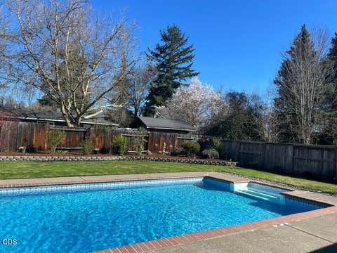 Tiny photo for 349 Lindero AVE, Medford, OR 97504 (MLS # 220227095)