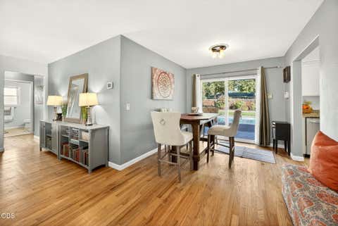 Tiny photo for 349 Lindero AVE, Medford, OR 97504 (MLS # 220227095)