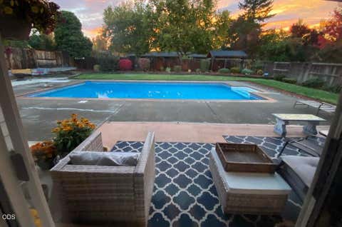 Tiny photo for 349 Lindero AVE, Medford, OR 97504 (MLS # 220227095)