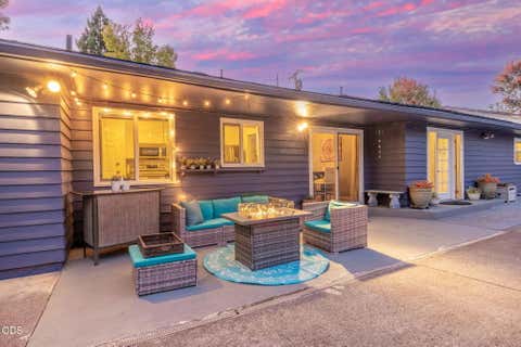 Tiny photo for 349 Lindero AVE, Medford, OR 97504 (MLS # 220227095)