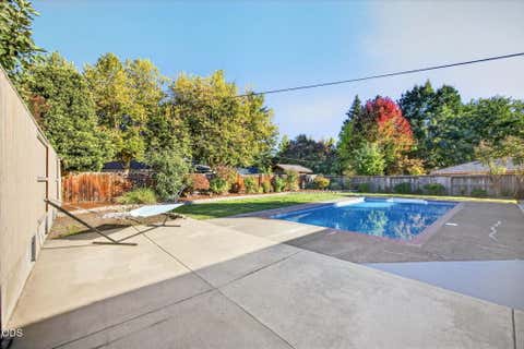 Tiny photo for 349 Lindero AVE, Medford, OR 97504 (MLS # 220227095)