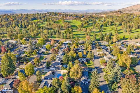 Tiny photo for 349 Lindero AVE, Medford, OR 97504 (MLS # 220227095)