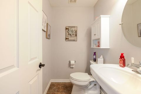 Tiny photo for 106 SE Cody Lane, Madras, OR 97741 (MLS # 220217245)