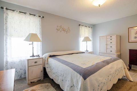 Tiny photo for 106 SE Cody Lane, Madras, OR 97741 (MLS # 220217245)