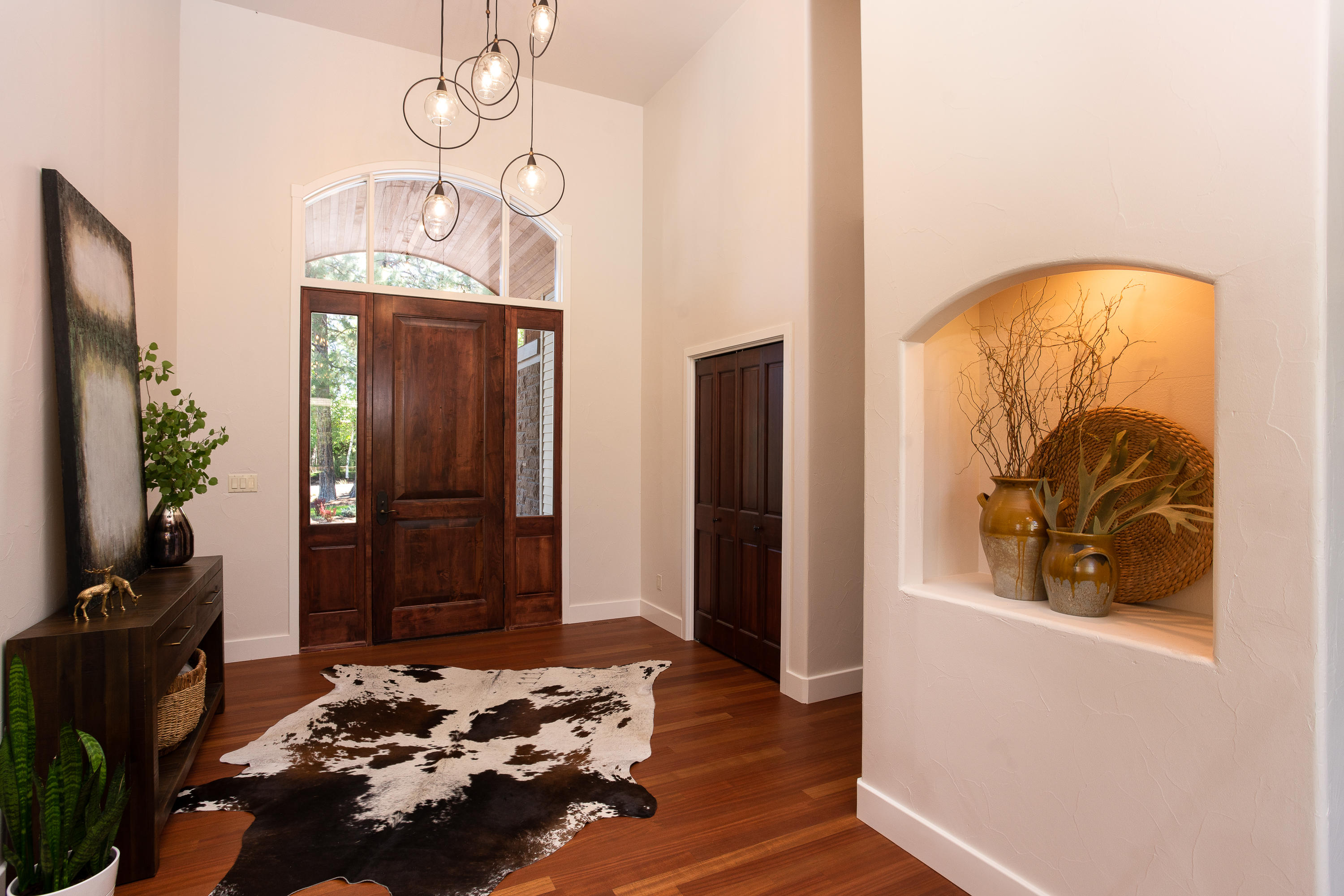 Broken Top - Residential