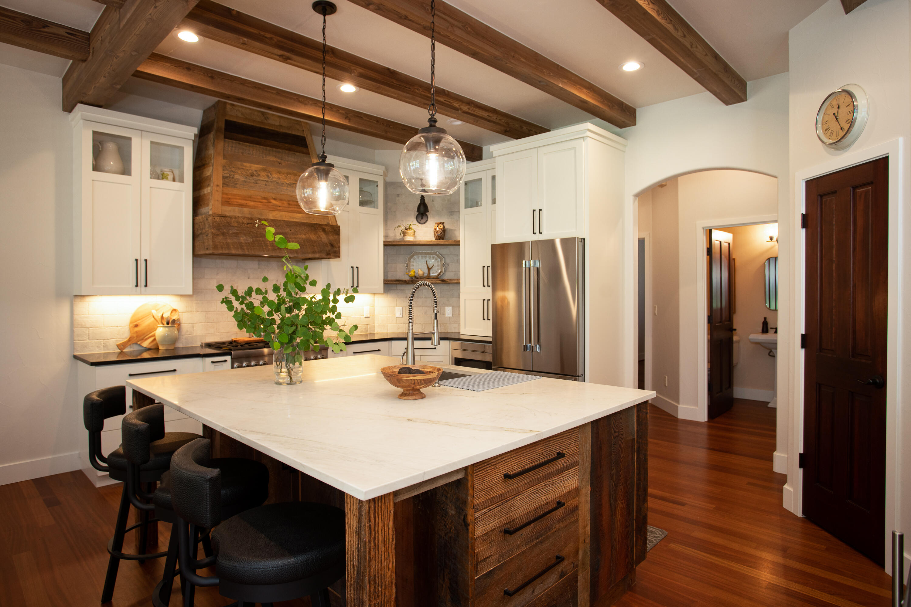 Broken Top - Residential