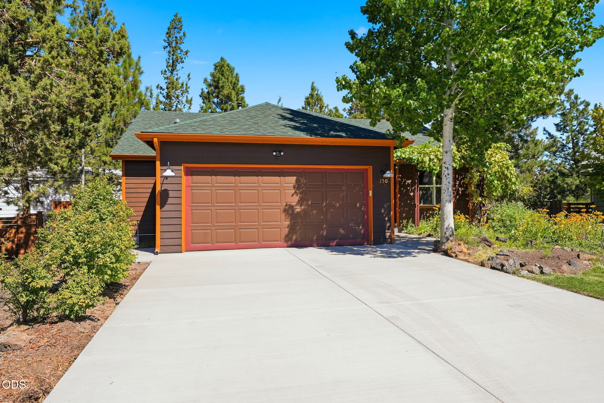 150 SE Windance Court