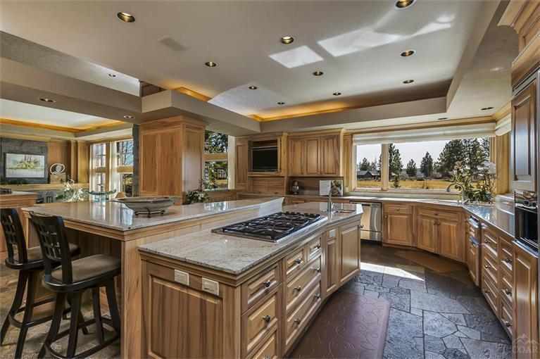 Broken Top - Residential