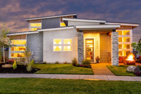 60069 SE Ruby Peak Loop Bend OR 97702