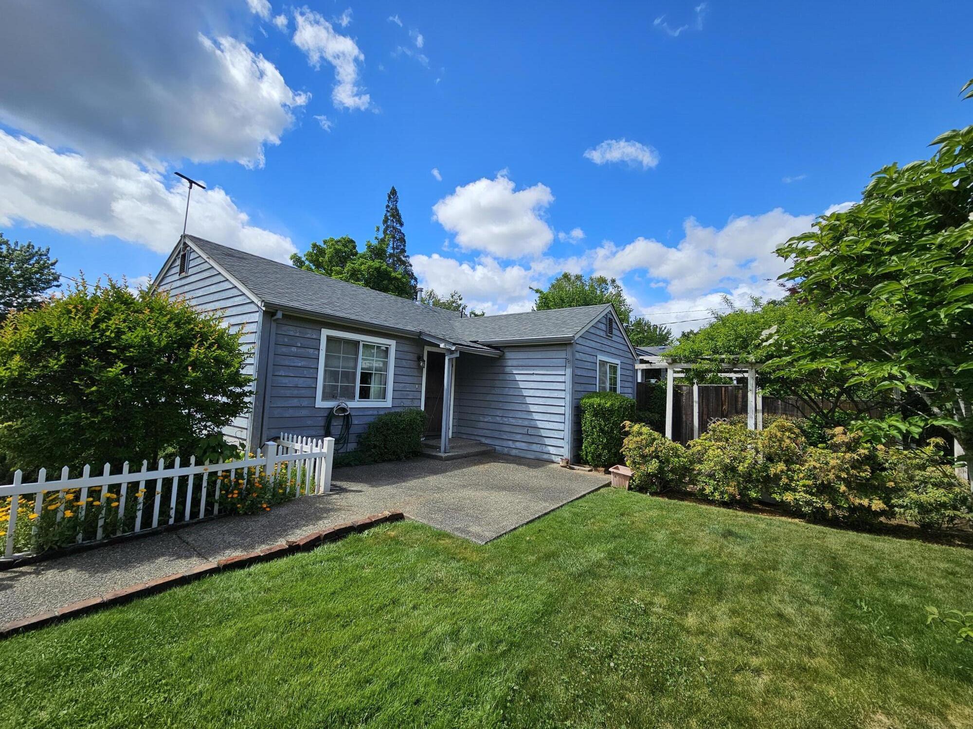 Madrona Heights - Residential