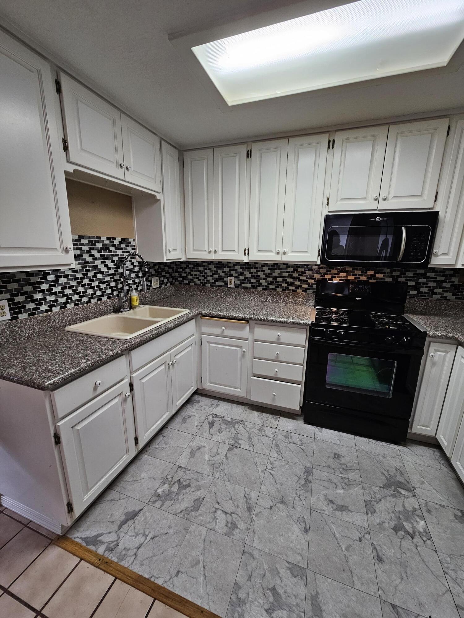 Madrona Heights - Residential