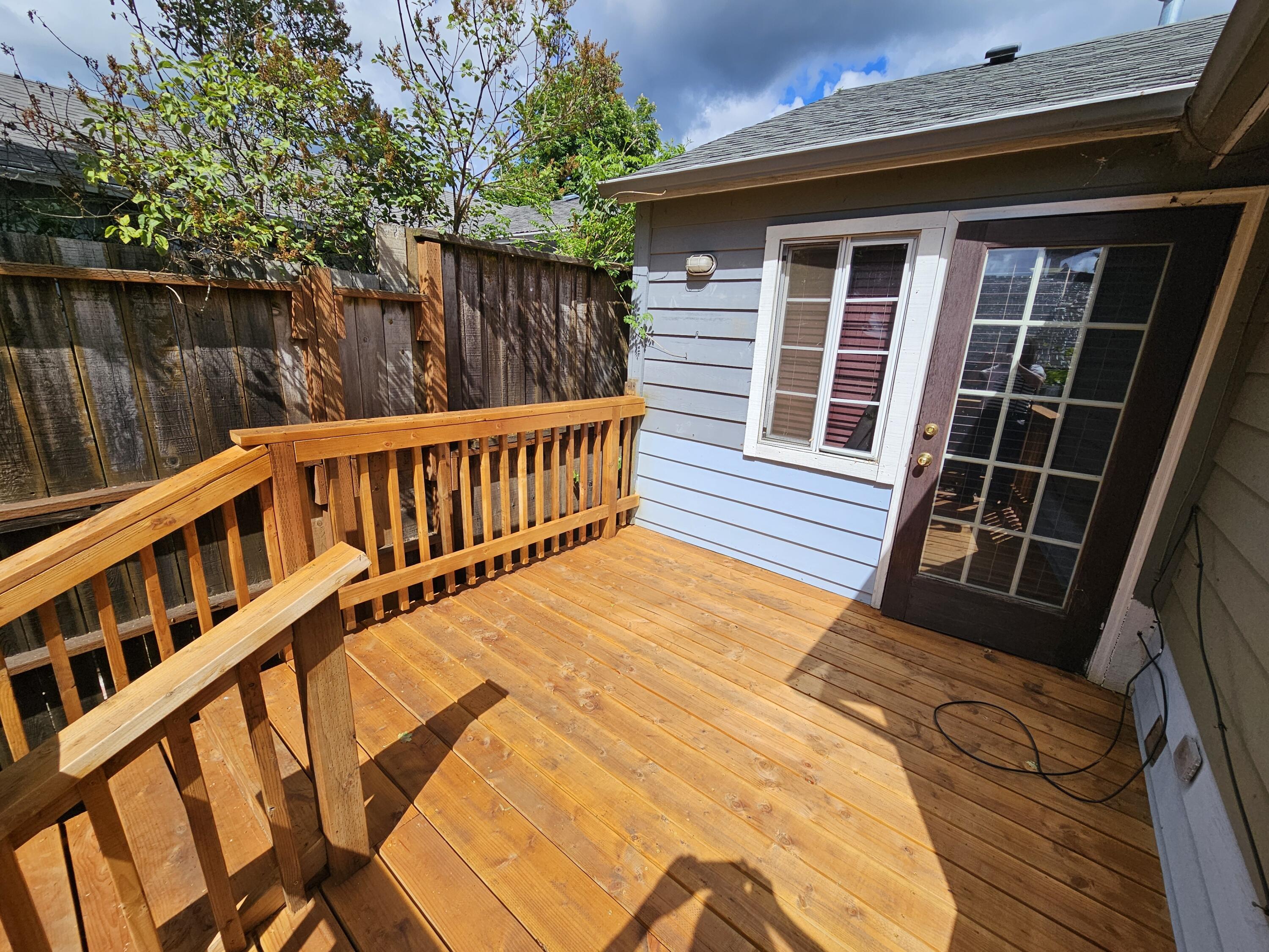 Madrona Heights - Residential