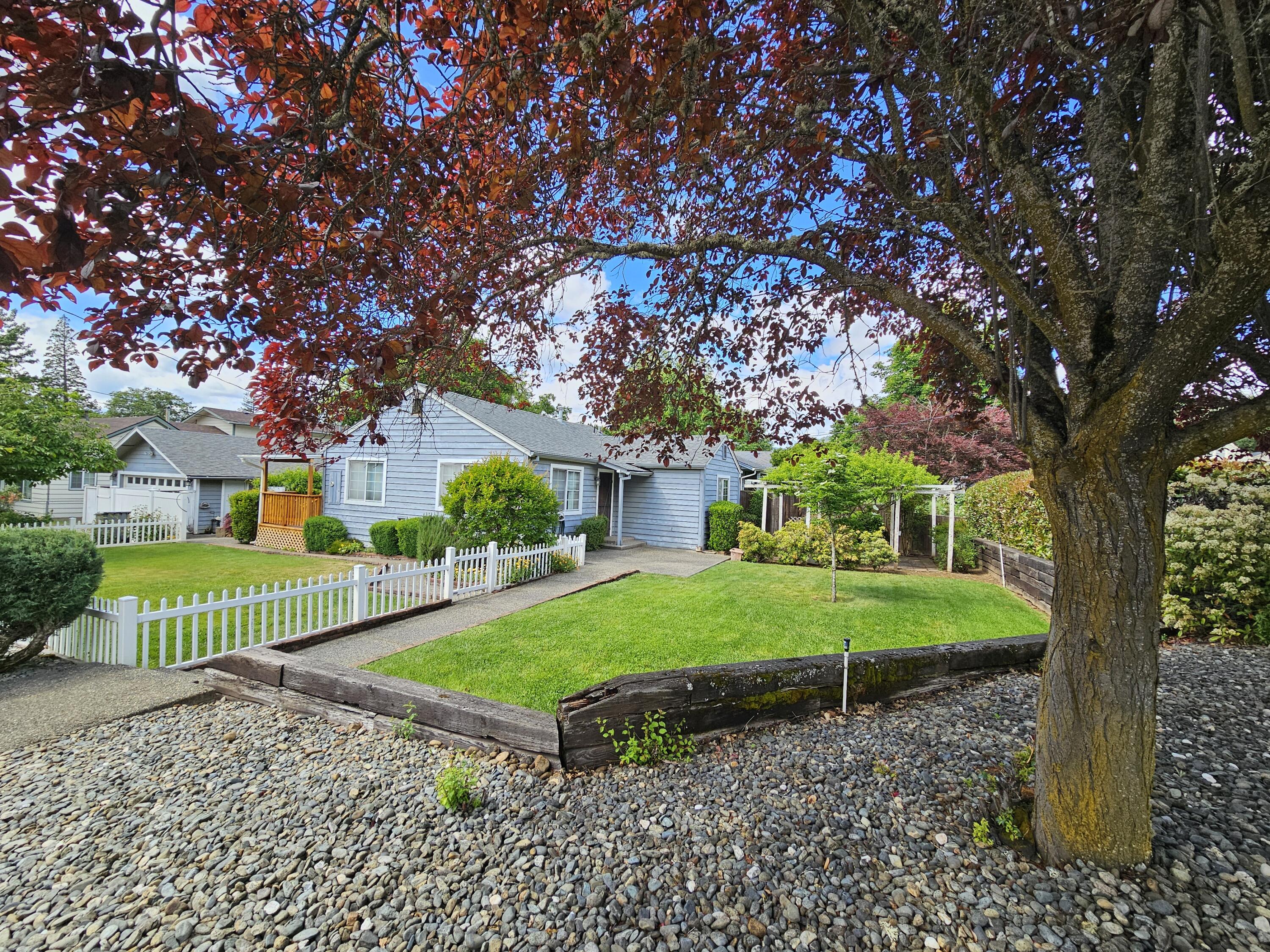 Madrona Heights - Residential