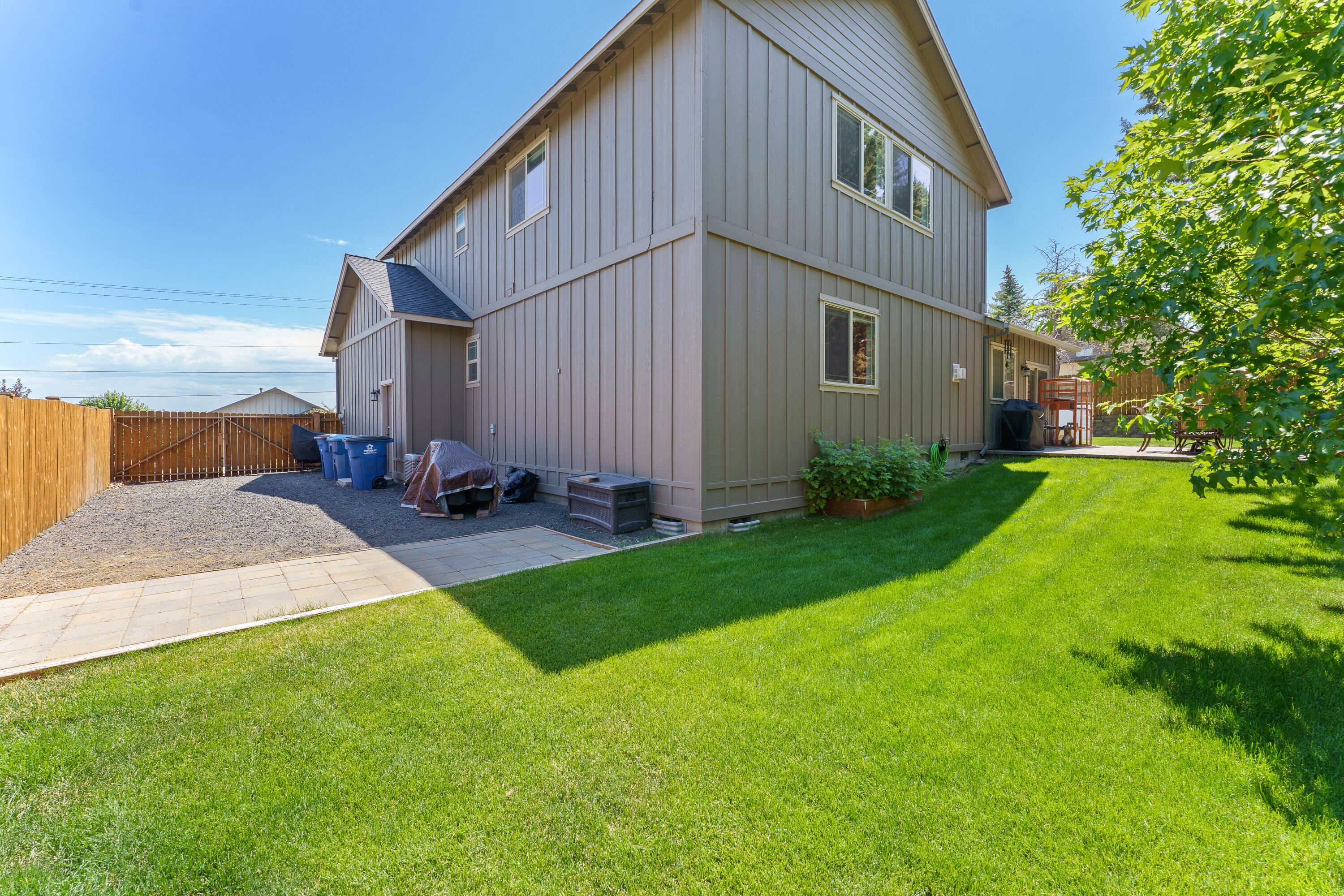 Kian Canyon - Residential