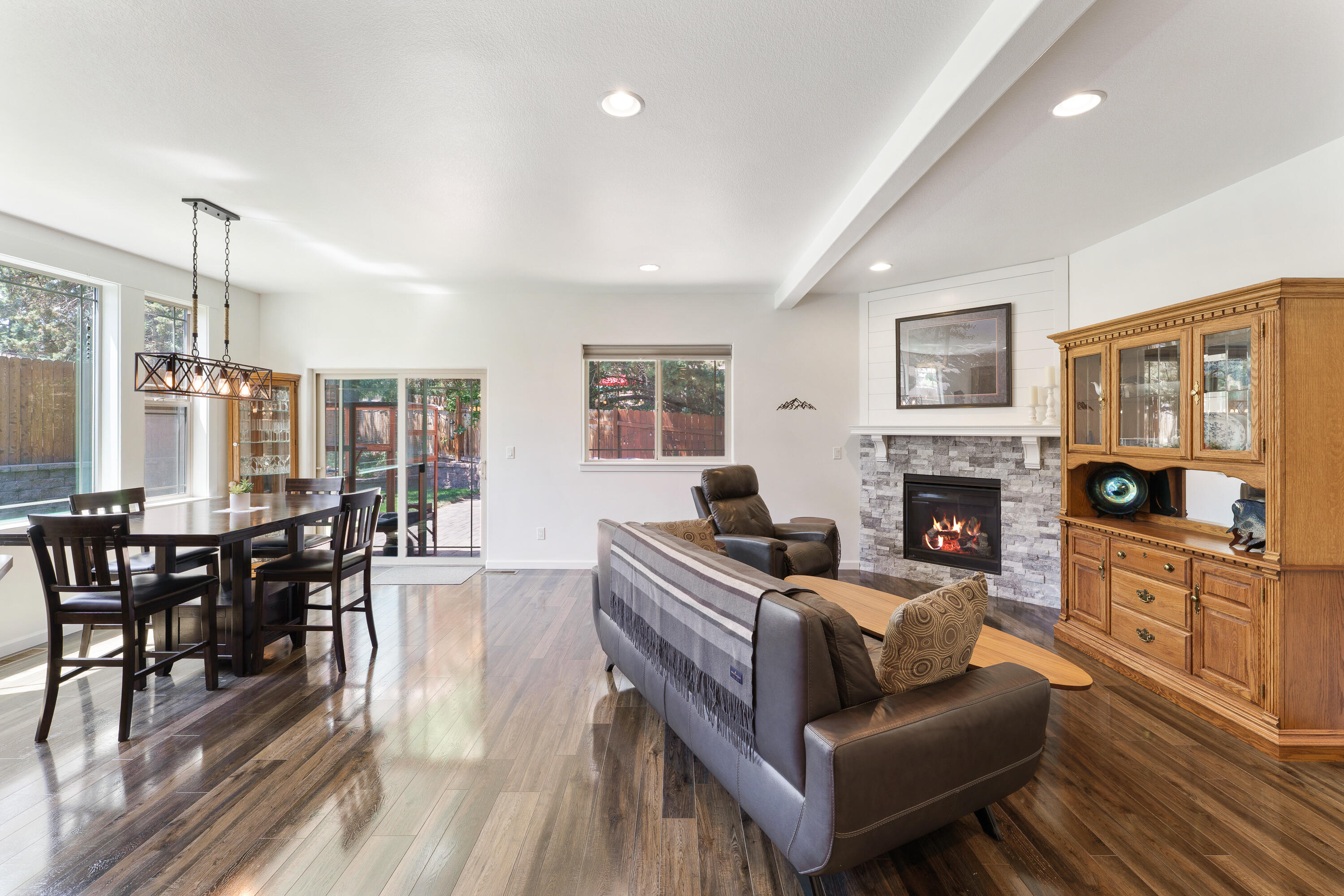 Kian Canyon - Residential