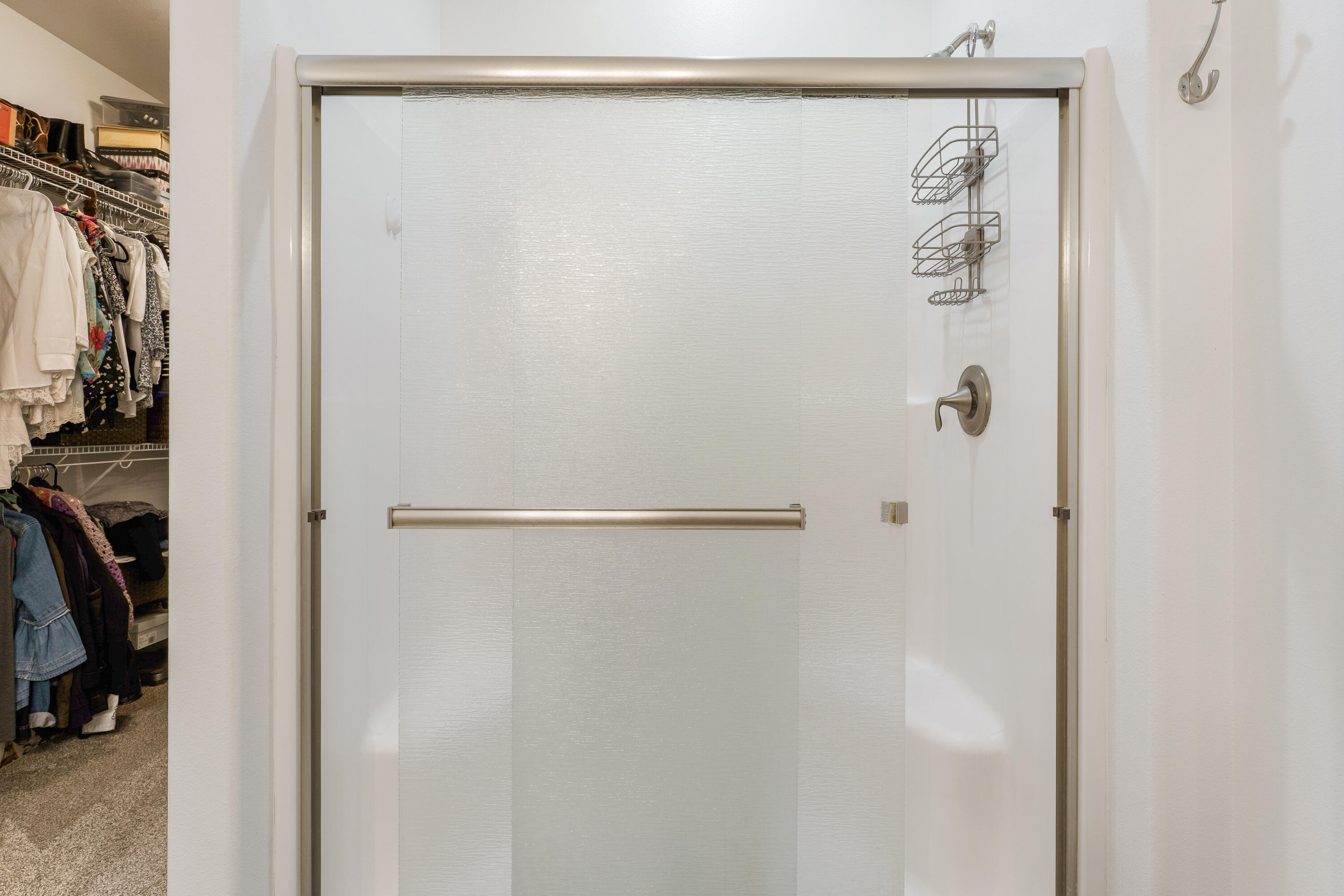 Kian Canyon - Residential