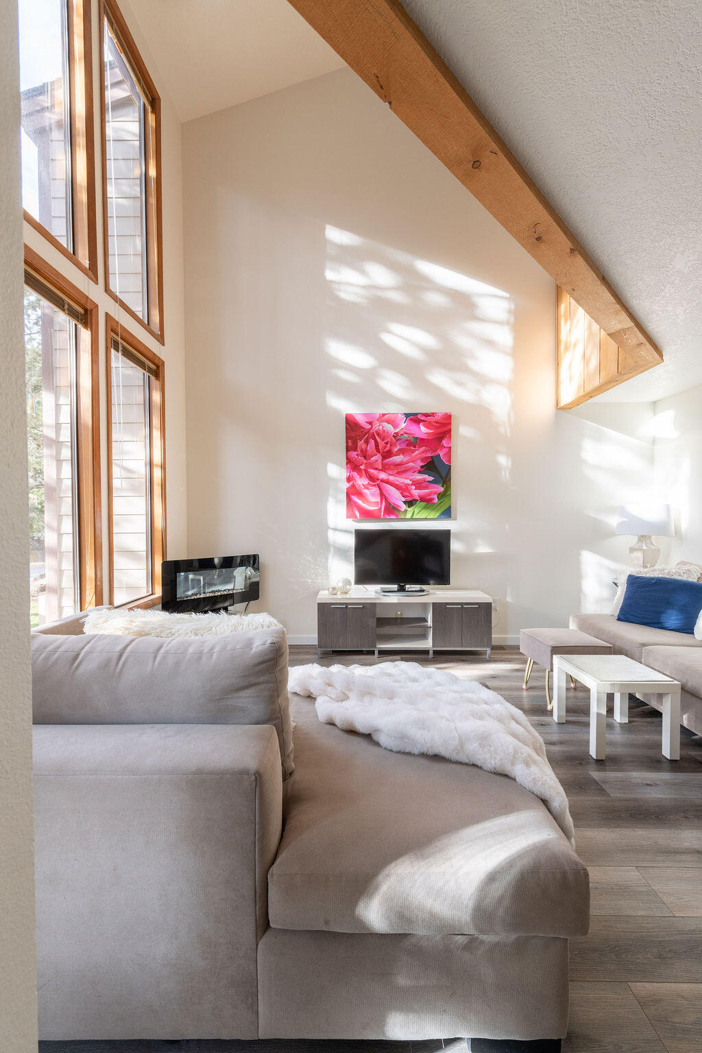 2136 NW Harriman Street