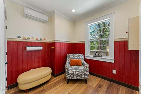 Tiny photo for 289 Shadow Mountain Way, Grants Pass, OR 97527 (MLS # 220226744)