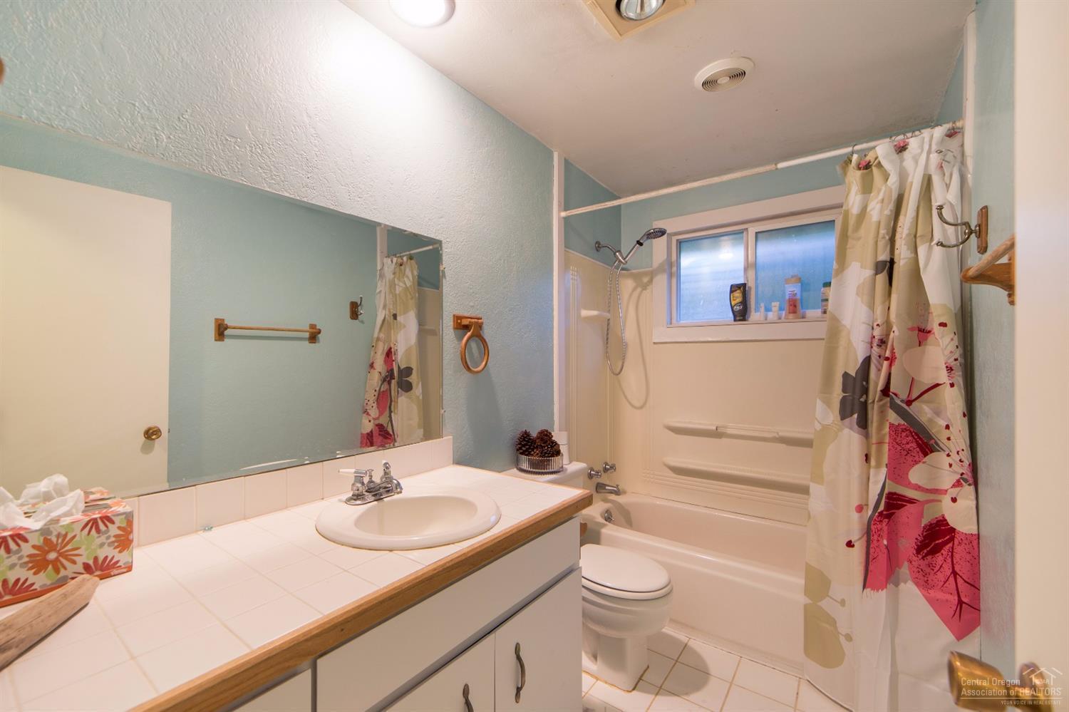 Tillicum Village - Residential