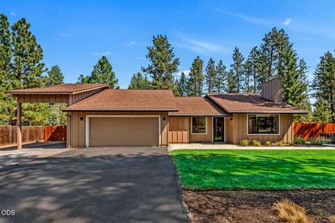 Tiny photo for 69231 Lariat, Sisters, OR 97759 (MLS # 220227121)